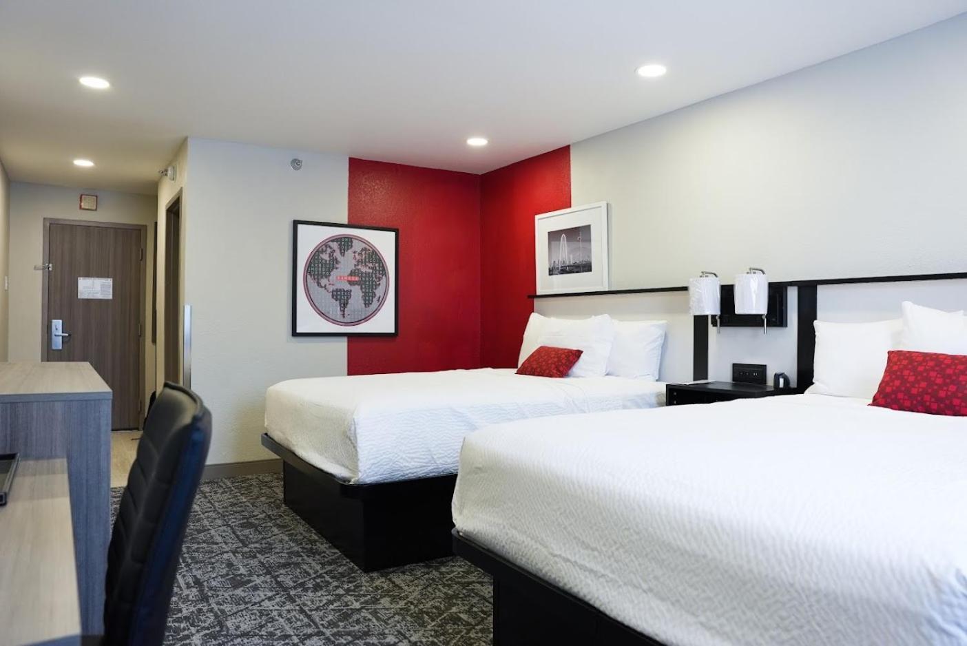 Ramada By Wyndham Dfw Airport Hotell Irving Exteriör bild